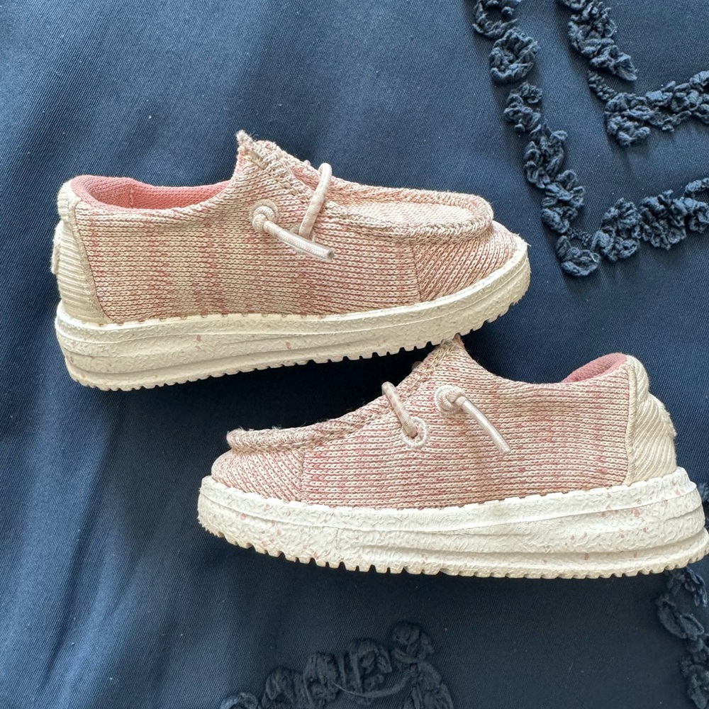 Toddler Hey Dude’s shoe